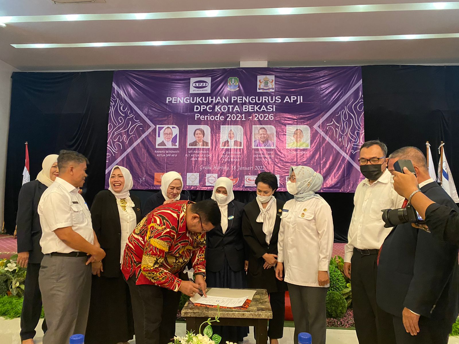 Pengukuhan Pengurus Asosiasi Pengusaha Jasa Boga Indonesia Dewan Pimpinan Cabang Kota Bekasi Periode 2021-20264